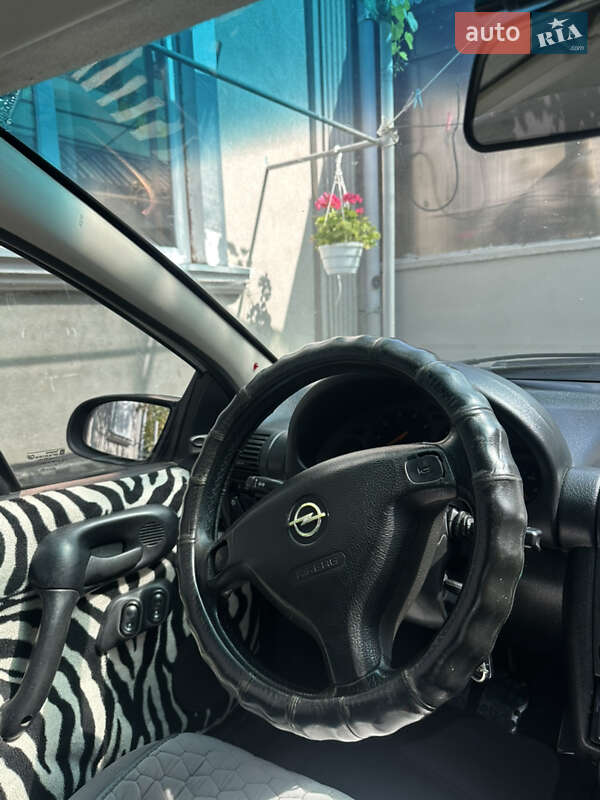 Купе Opel Tigra 2000 в Одесі