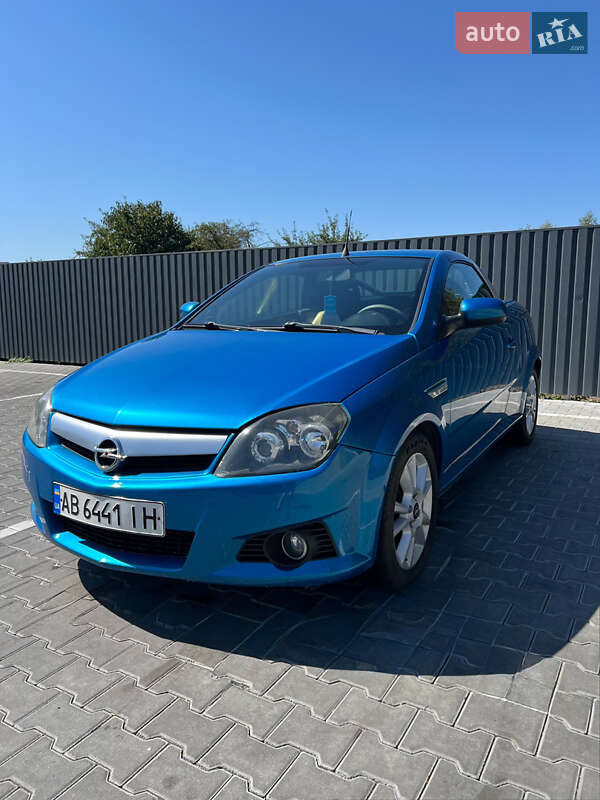 Opel Tigra 2005