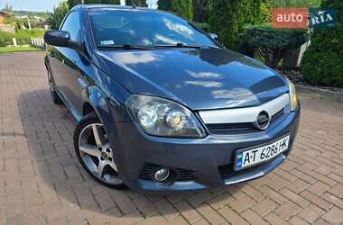 Кабриолет Opel Tigra 2006 в 