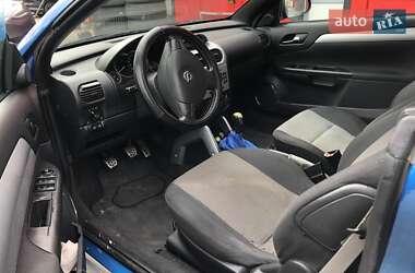 Кабриолет Opel Tigra 2004 в 
