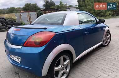 Кабриолет Opel Tigra 2004 в 