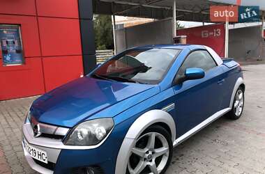 Кабриолет Opel Tigra 2004 в Калуше