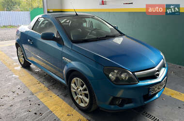Кабриолет Opel Tigra 2005 в Камне-Каширском