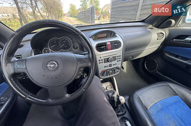 Кабриолет Opel Tigra 2005 в 