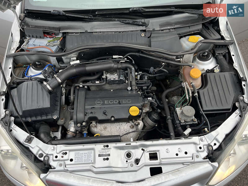 Кабриолет Opel Tigra 2004 в Ковеле фото 3 Кабриолет Opel Tigra 2004 в Ковеле