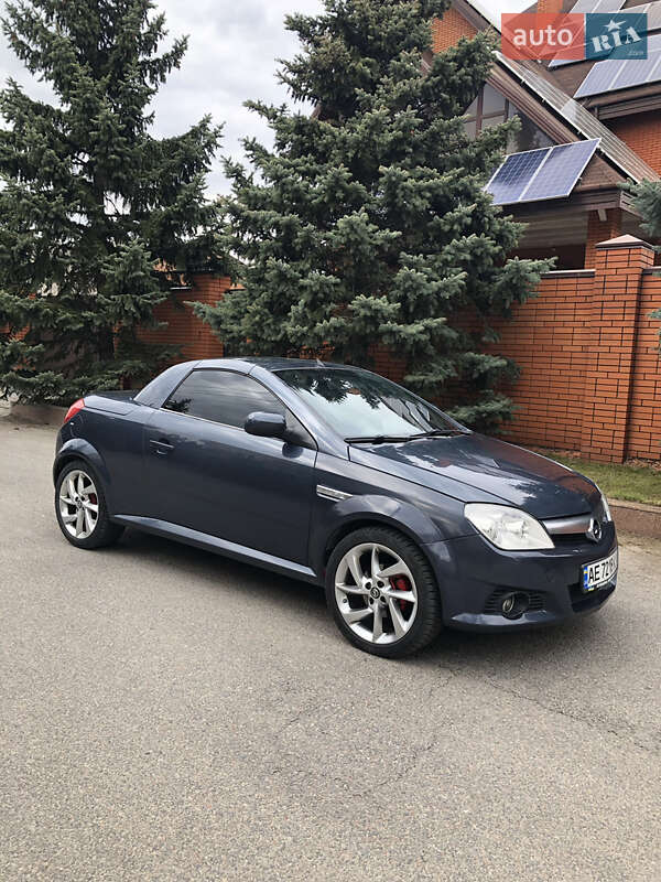 Кабріолет Opel Tigra 2006 в Дніпрі