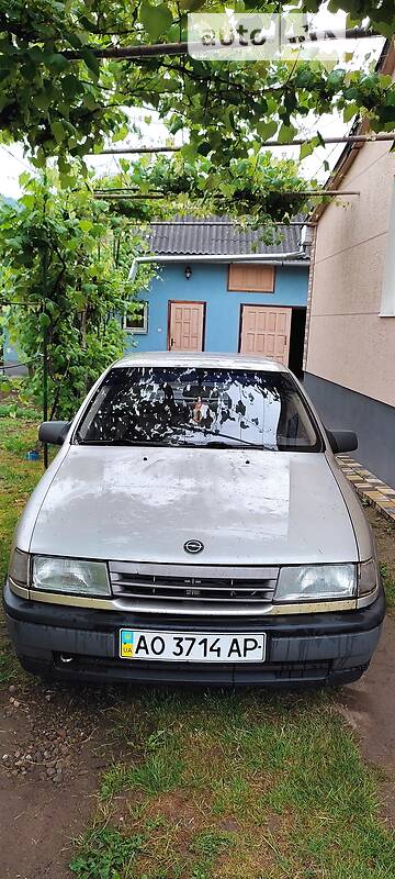 Opel Vectra A