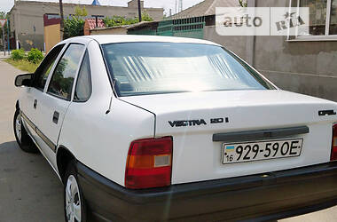 Седан Opel Vectra A 1991 в Кілії