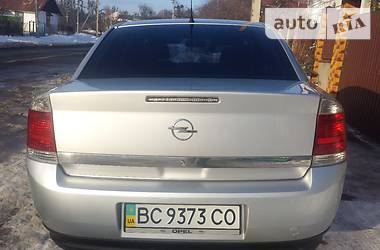 Седан Opel Vectra 2004 в Львове