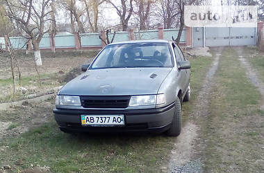 Хэтчбек Opel Vectra 1992 в Немирове