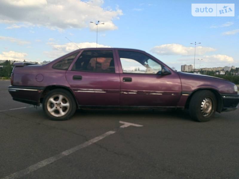 Седан Opel Vectra 1990 в Кривому Розі