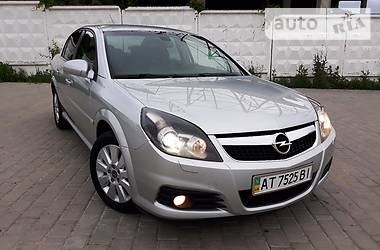 Седан Opel Vectra 2009 в Ивано-Франковске