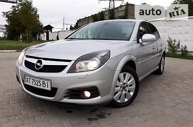 Седан Opel Vectra 2009 в Ивано-Франковске