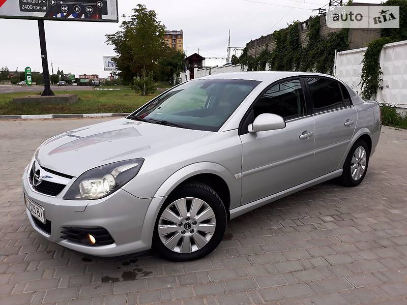 Седан Opel Vectra 2009 в Ивано-Франковске