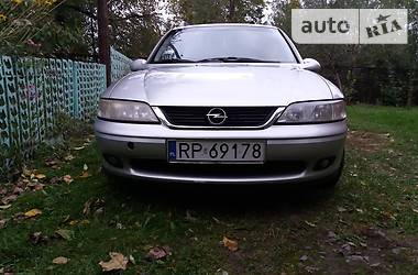 Универсал Opel Vectra 1999 в Львове