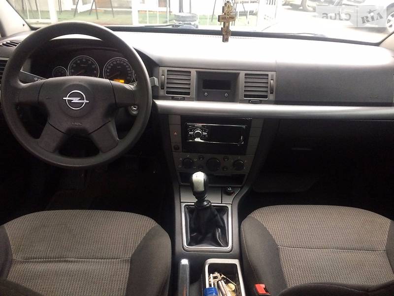 Седан Opel Vectra 2005 в Миколаєві
