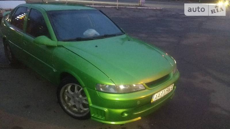 Хэтчбек Opel Vectra 1996 в Киеве