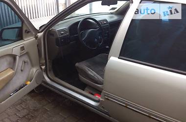 Седан Opel Vectra 1990 в 