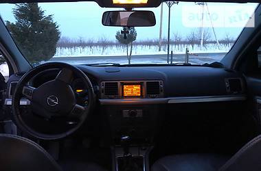 Седан Opel Vectra 2008 в Львове