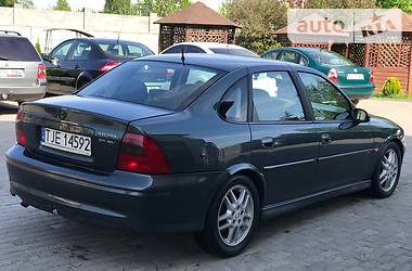 Седан Opel Vectra 2001 в Львове