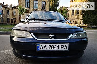 Универсал Opel Vectra 2000 в Киеве