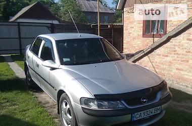 Седан Opel Vectra 1998 в Черкассах