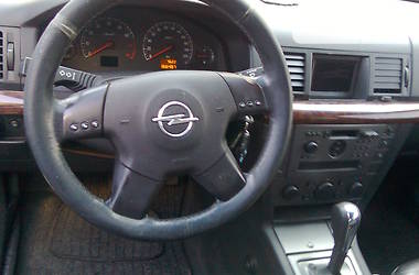 Седан Opel Vectra 2002 в Житомирі