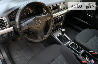 Седан Opel Vectra 2007 в Львове