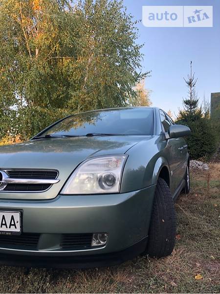 Седан Opel Vectra 2004 в Врадиевке