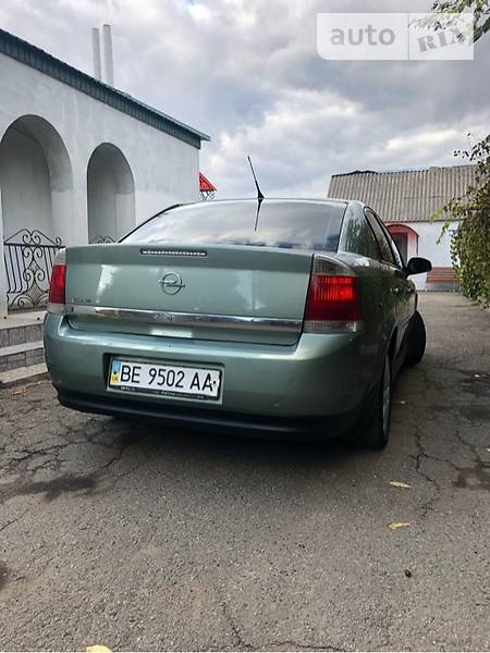 Седан Opel Vectra 2004 в Врадиевке