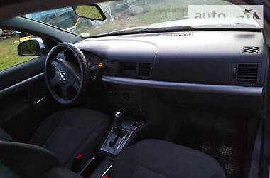 Седан Opel Vectra 2003 в Днепре