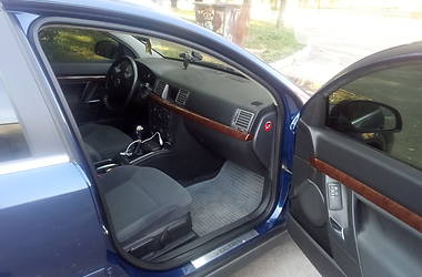 Універсал Opel Vectra 2004 в 