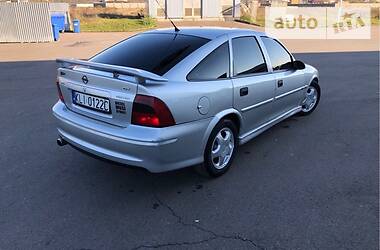 Хетчбек Opel Vectra 2002 в Хусті