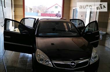 Седан Opel Vectra 2005 в Бершаді