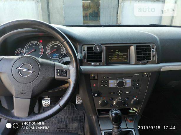 Седан Opel Vectra 2007 в Каменском