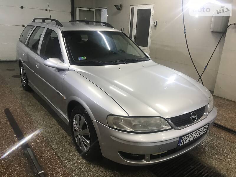 Универсал Opel Vectra 2001 в Виннице