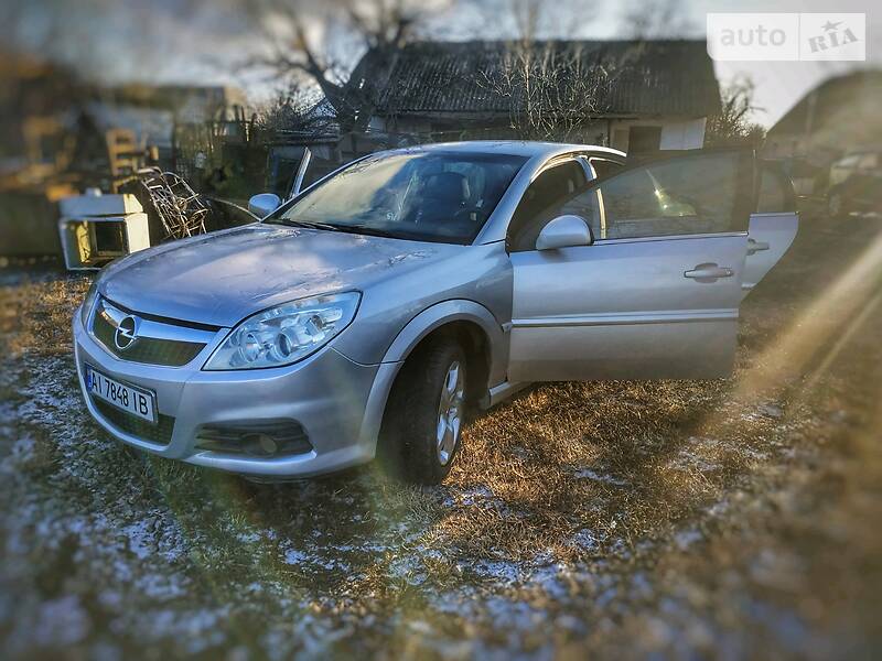 Седан Opel Vectra 2006 в Білій Церкві