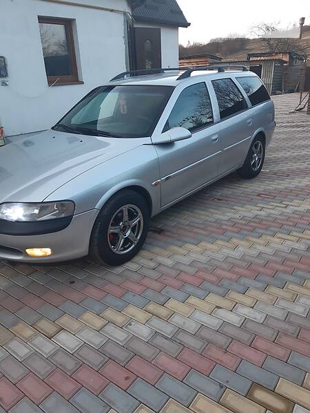 Универсал Opel Vectra 1997 в Львове