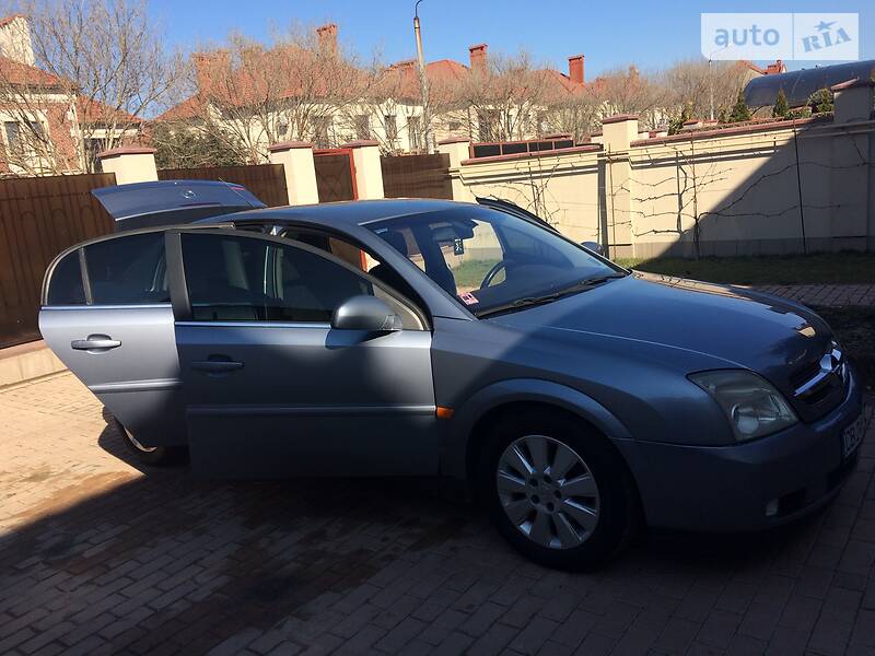 Седан Opel Vectra 2003 в Одесі