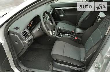 Седан Opel Vectra 2006 в 