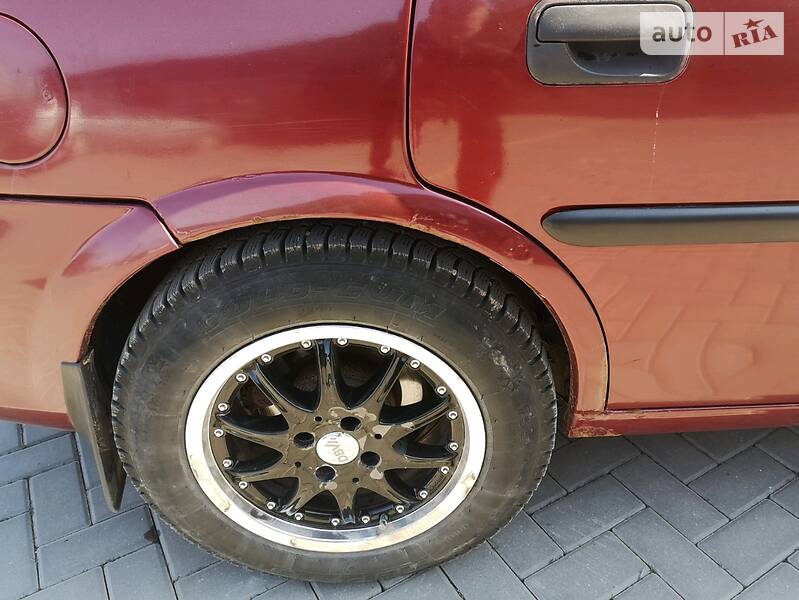 Седан Opel Vectra 1997 в Чемерівцях