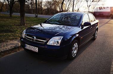 Седан Opel Vectra 2003 в Полтаві