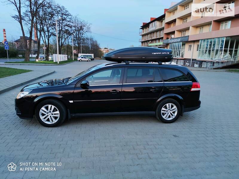 Універсал Opel Vectra 2008 в Чернівцях