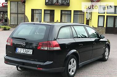 Универсал Opel Vectra 2004 в 