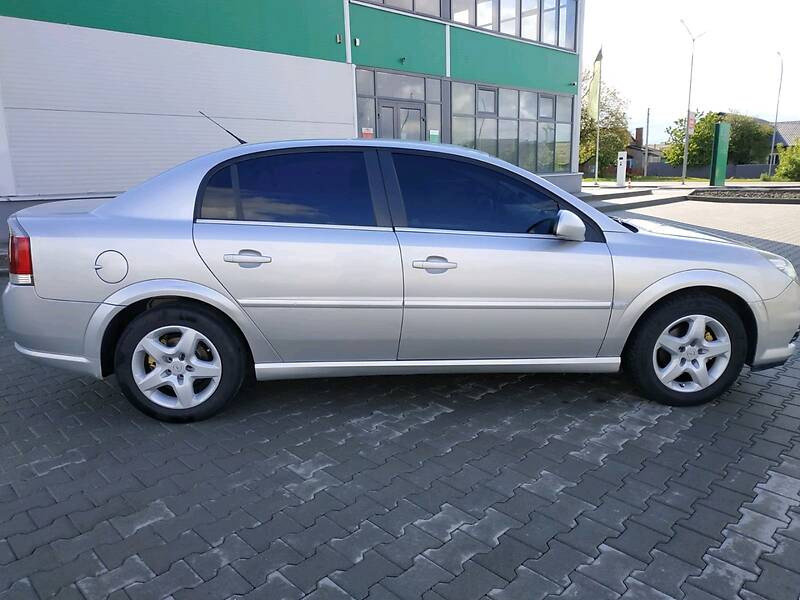 Седан Opel Vectra 2007 в Нововолынске