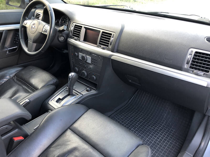 Седан Opel Vectra 2008 в Києві