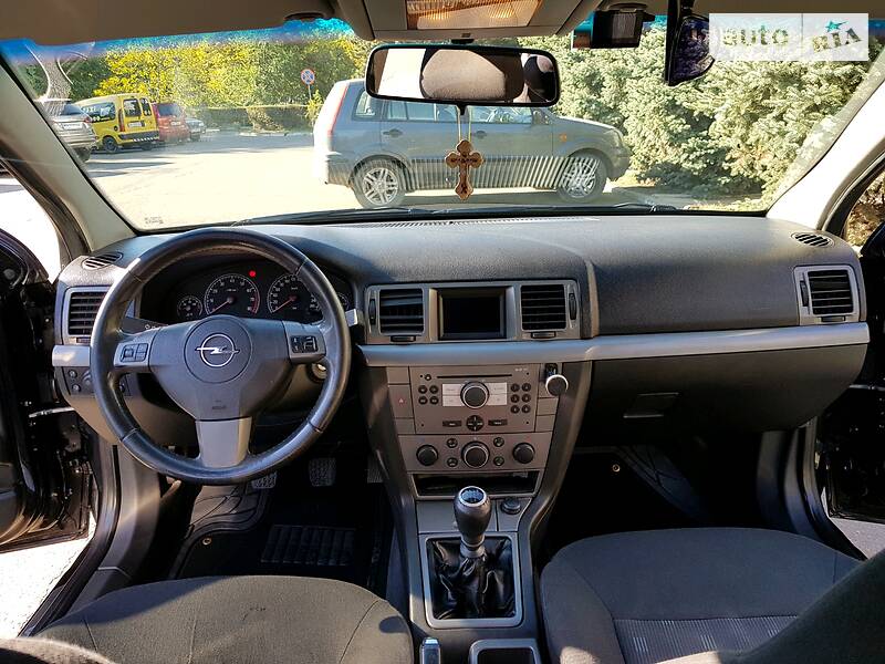 Седан Opel Vectra 2006 в Одесі