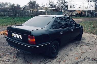 Седан Opel Vectra 1991 в Монастырище