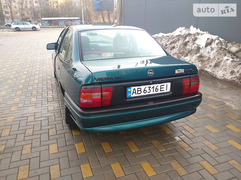 Седан Opel Vectra 1995 в Виннице