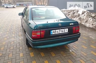 Седан Opel Vectra 1995 в Виннице